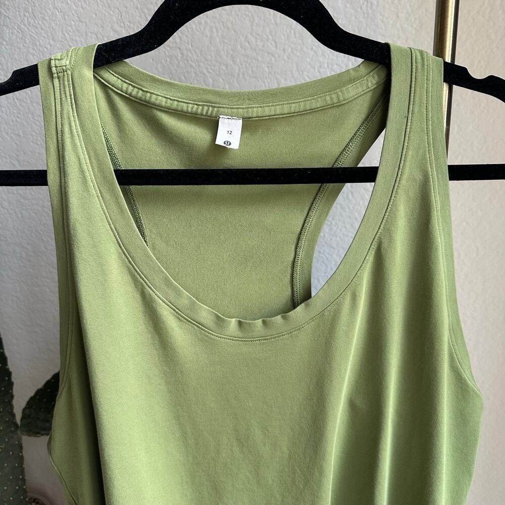 Lululemon Green Razorback Tank Top - Picture 3 of 5